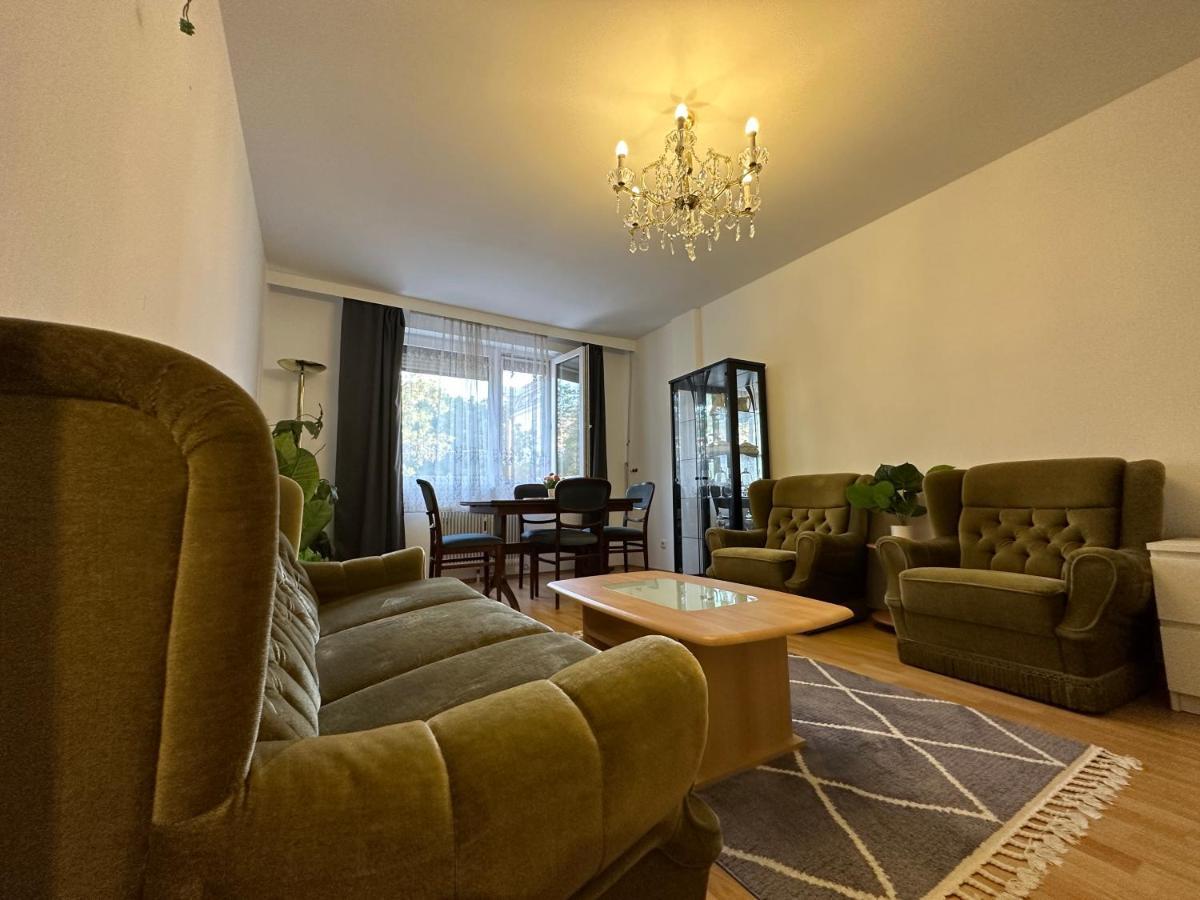 2 Rooms Flat With Balcony, Near Of Center 비엔나 외부 사진